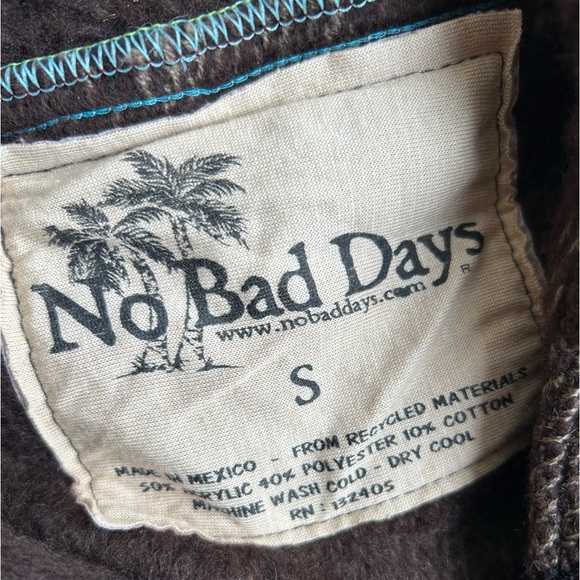 No Bad Days Pull Over/Poncho, Size Small, Brown - Picture 4 of 4